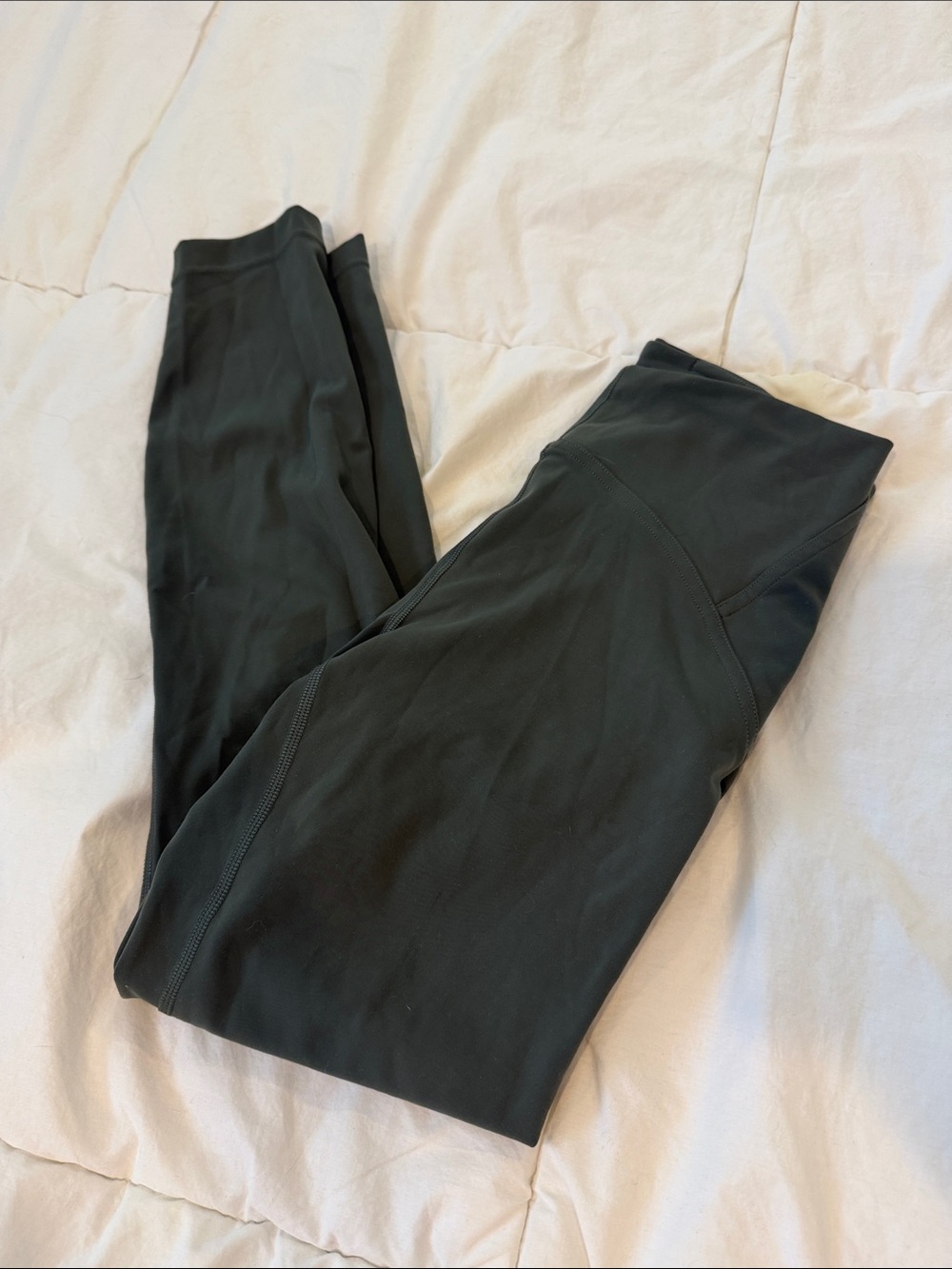 Lululemon InStill High Rise Tight 25” Spruce Green leggings
